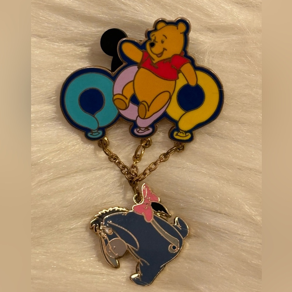 Disney Winnie The Pooh and Eeyore 2004 Trading Pin Vintage